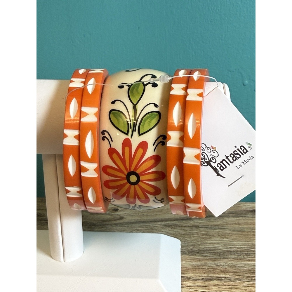 NWT Fantasia la Moda Bangle 5 Bracelet Set Floral Metal Acrylic Orange Painted